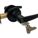 MANIJA COMUNE CON BOTÓN NEGRA